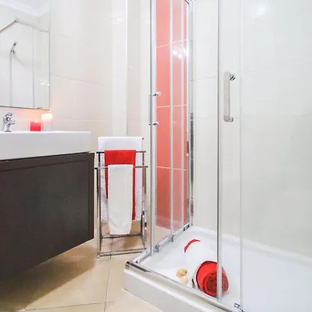 Townhouse Sunny Palms By Algarve Vacation * Albufeira