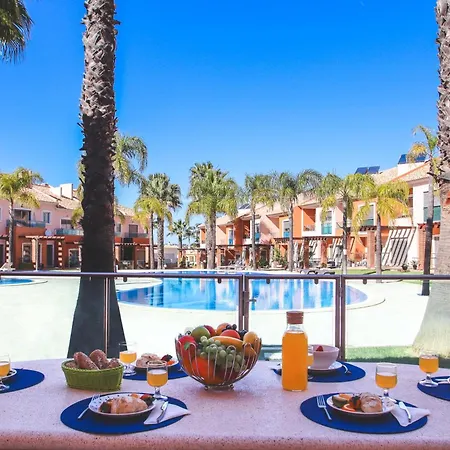 Townhouse Sunny Palms By Algarve Vacation 别墅